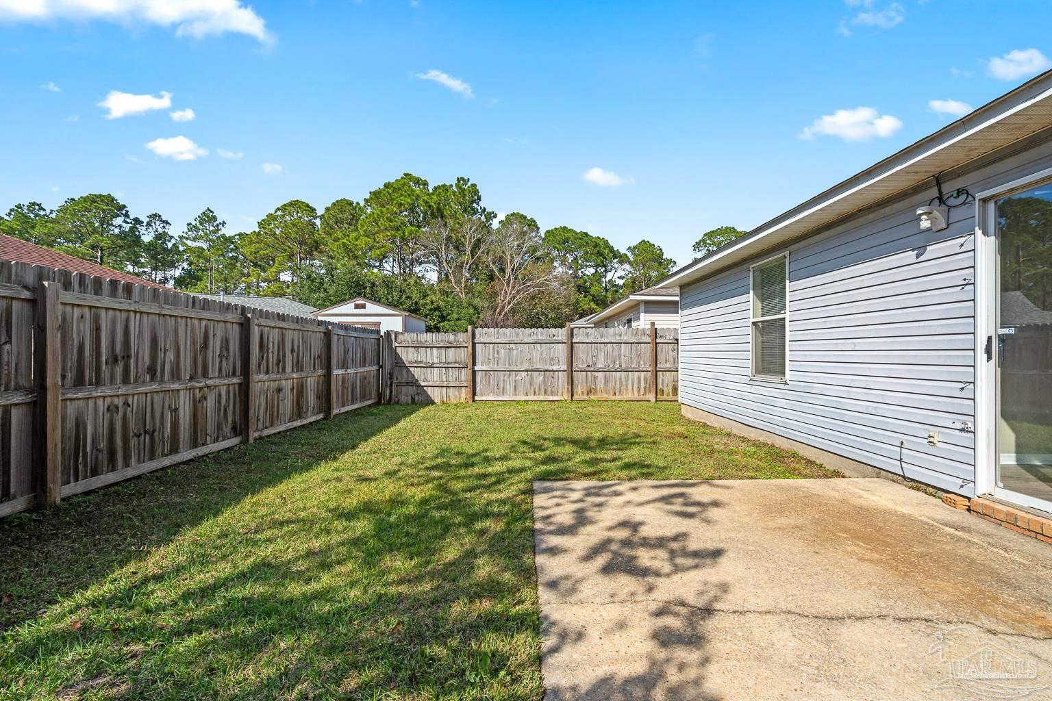 1099 Antigua Cir