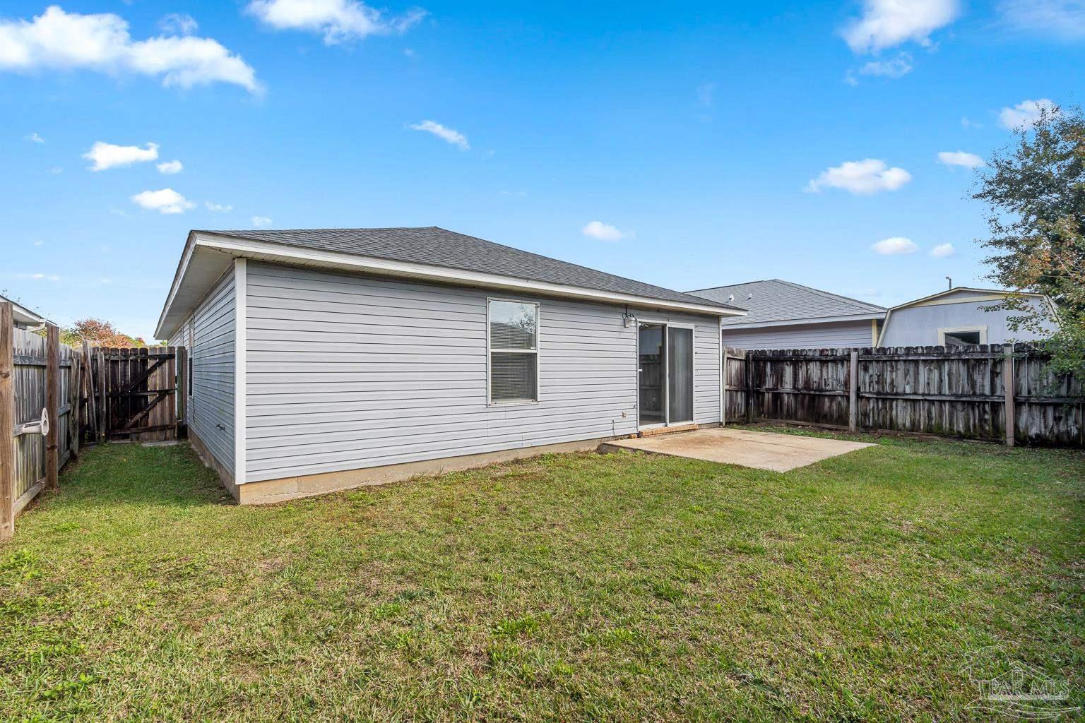 1099 Antigua Cir