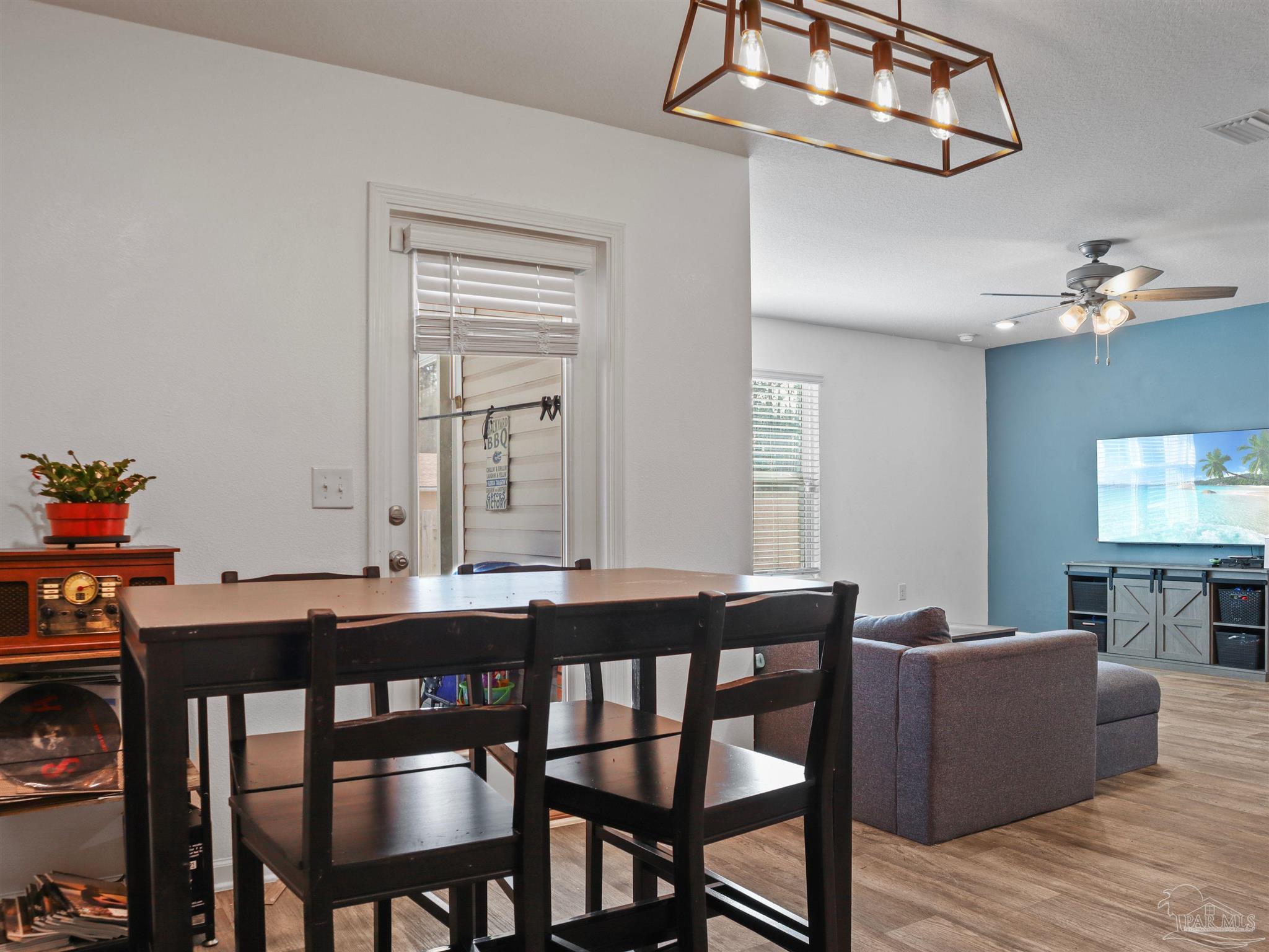 10509 Queens Gate Cir