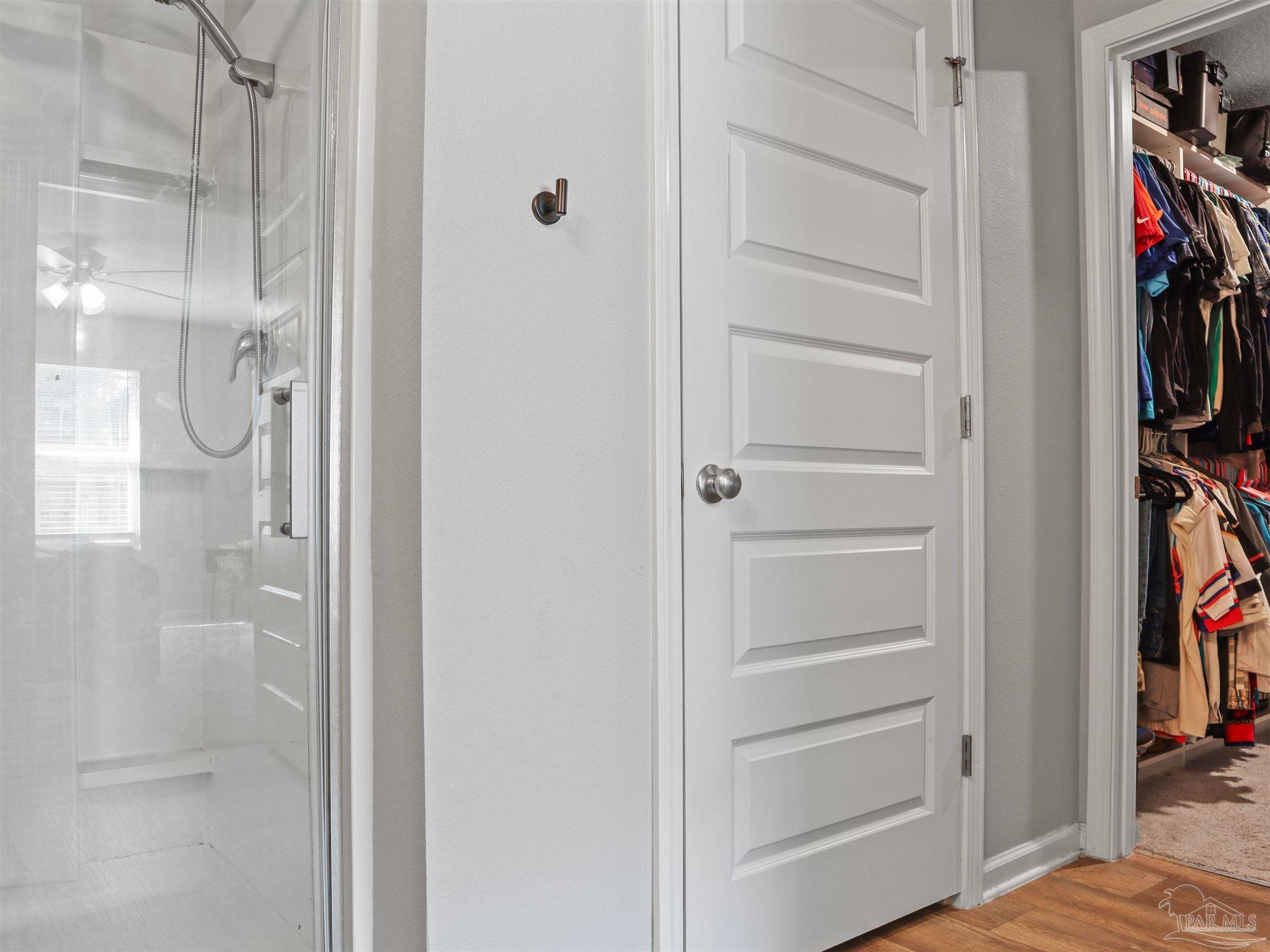 10509 Queens Gate Cir