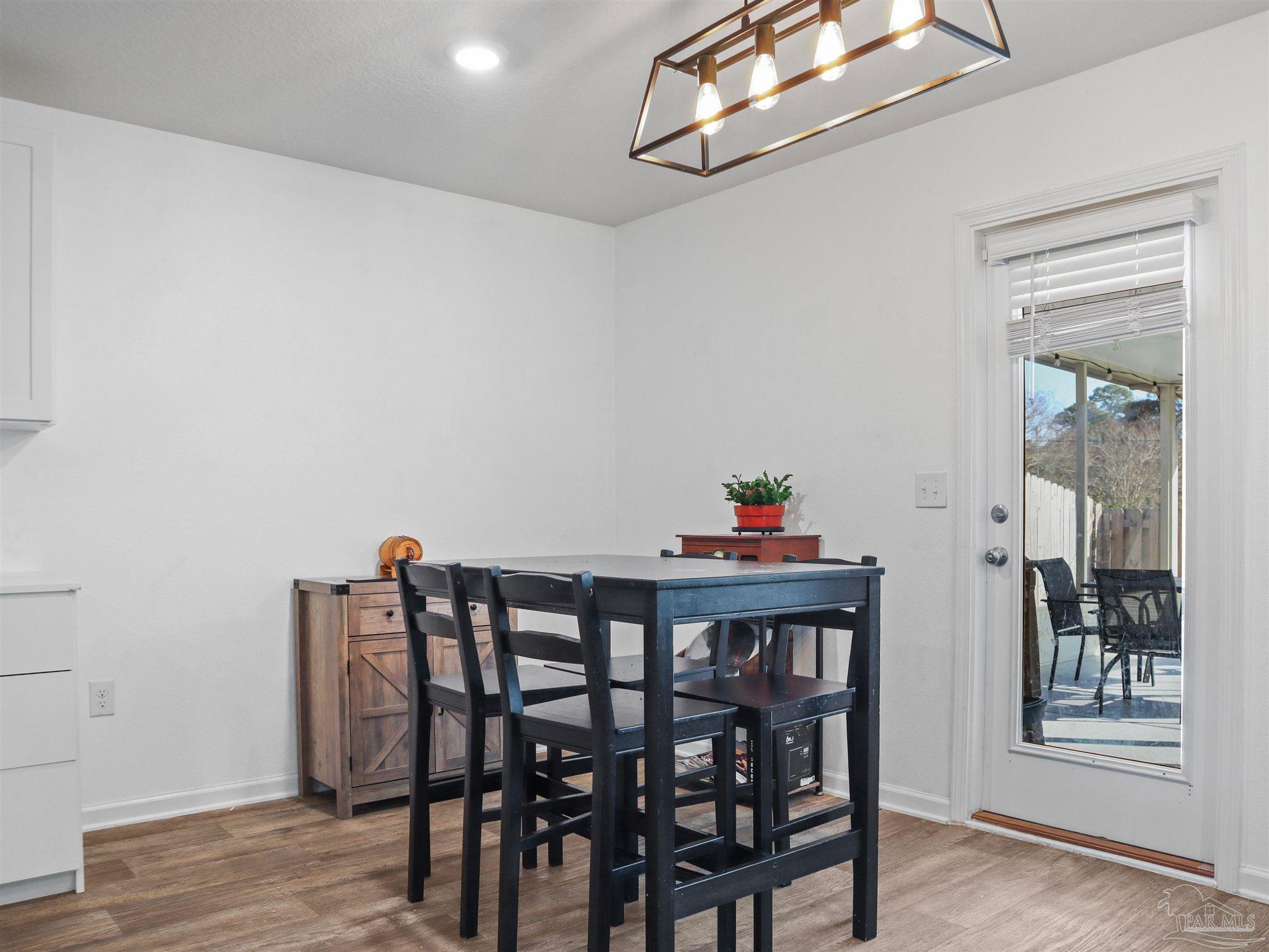10509 Queens Gate Cir