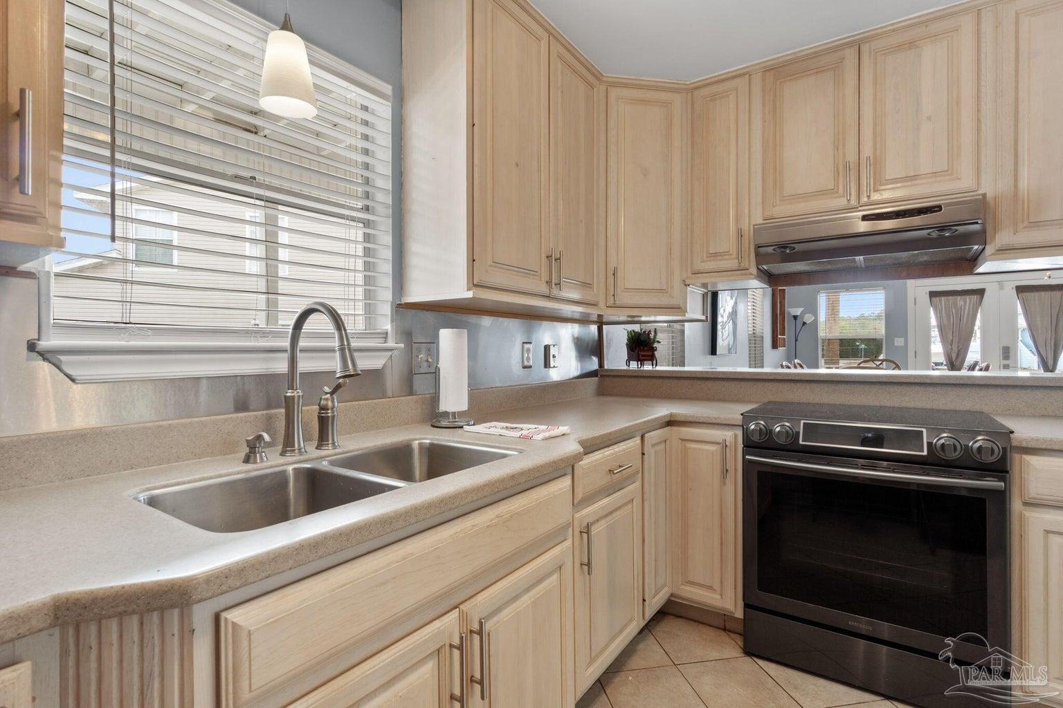 7488 Harvest Village Ct