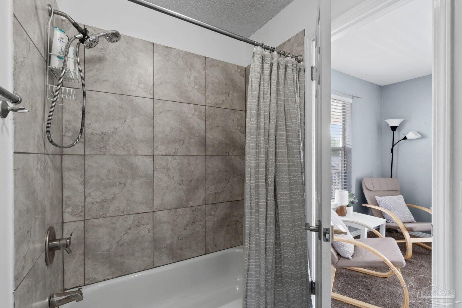 7488 Harvest Village Ct