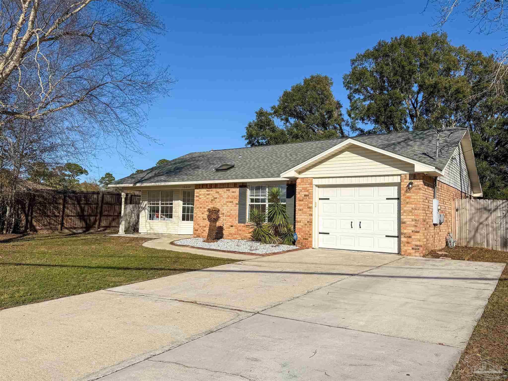 10660 Creek Ridge Dr