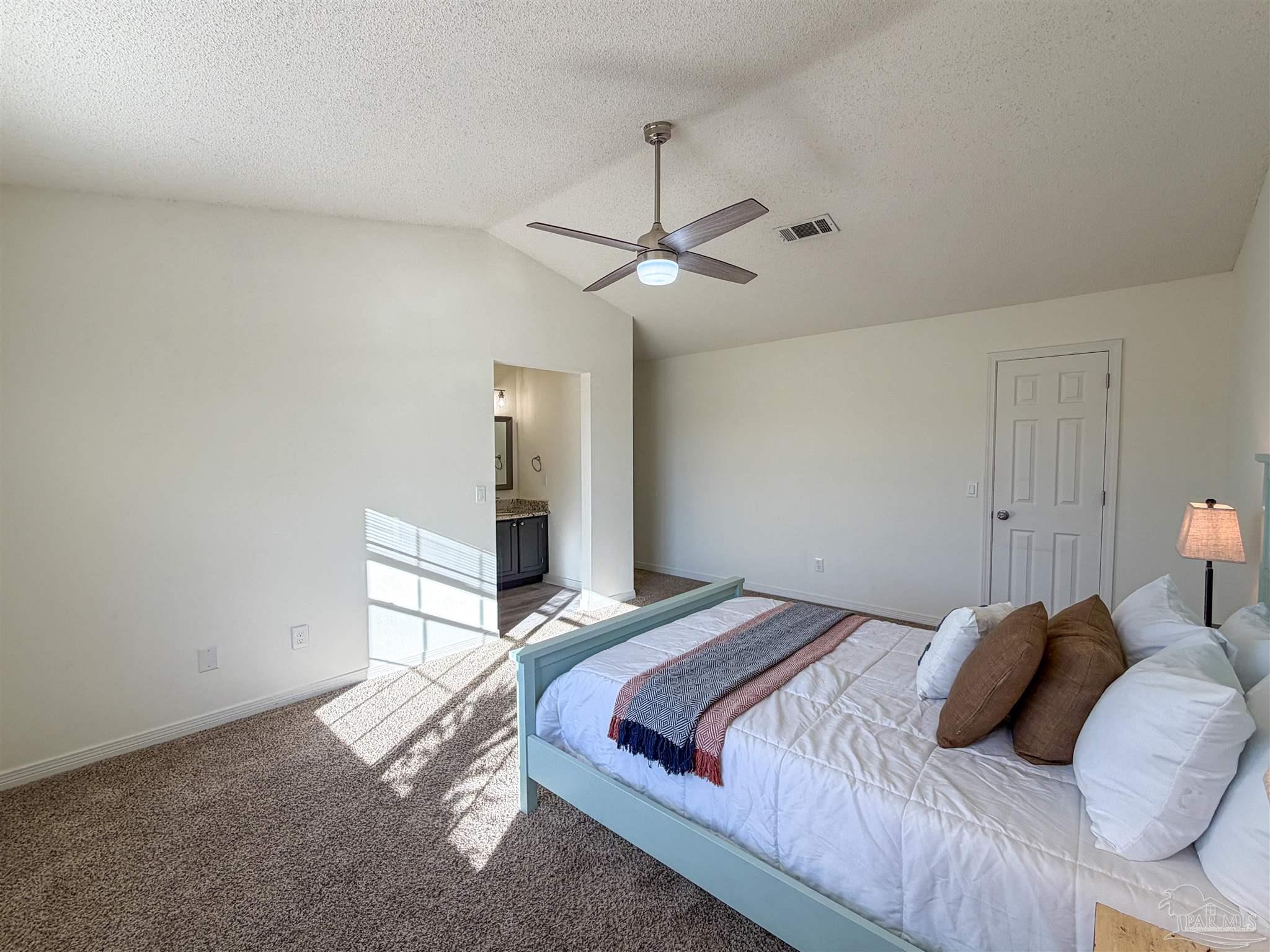 10660 Creek Ridge Dr