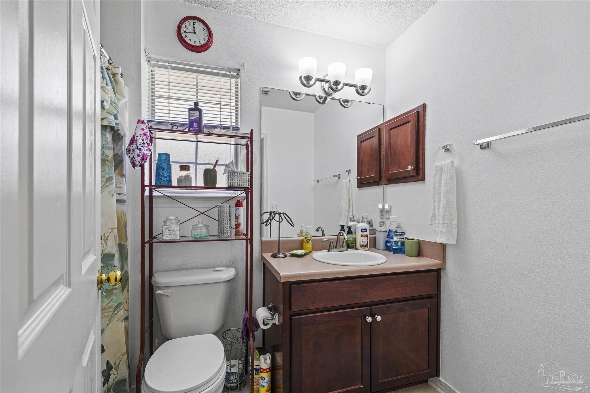 785 Ladner Dr