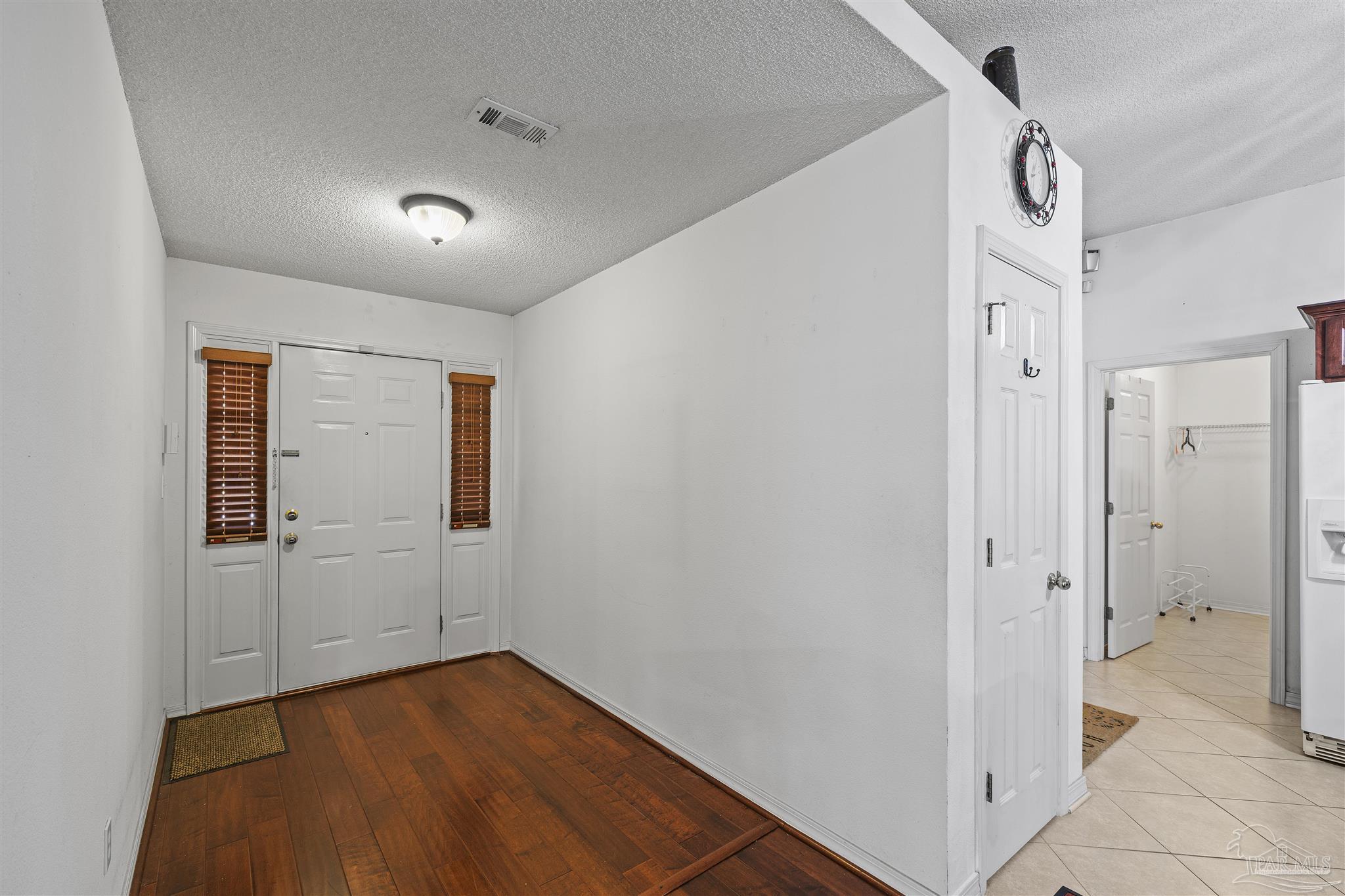785 Ladner Dr