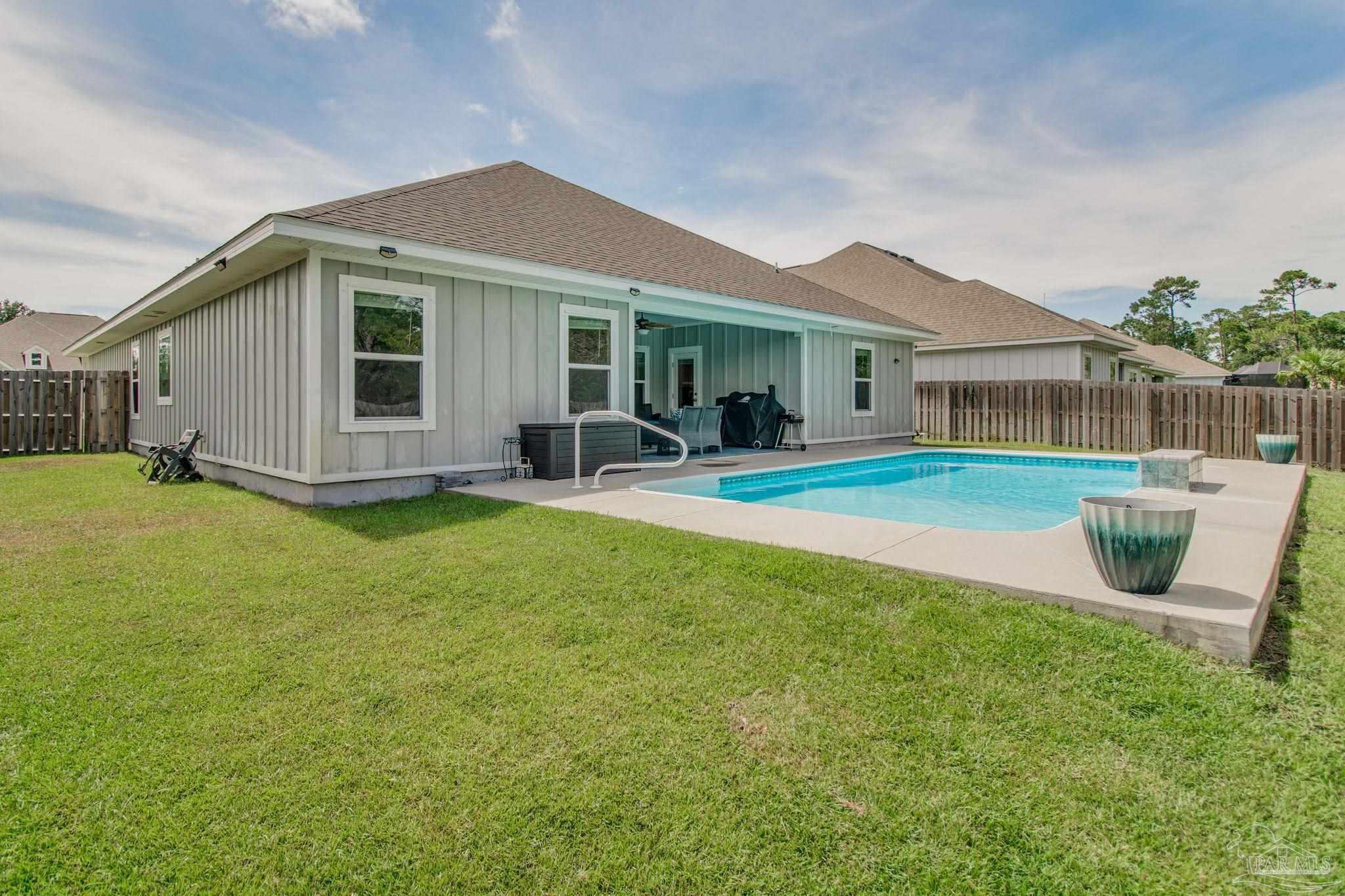 1482 Ballyhoo Dr