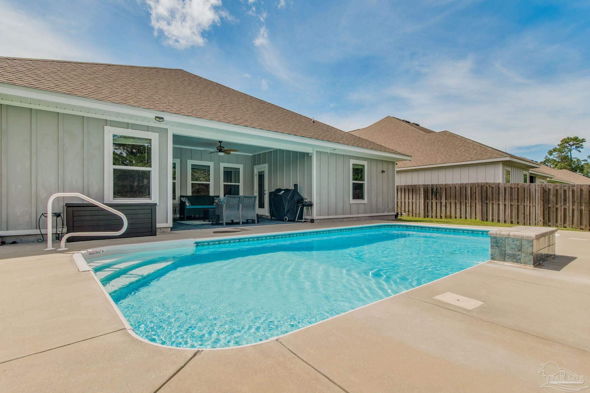 1482 Ballyhoo Dr
