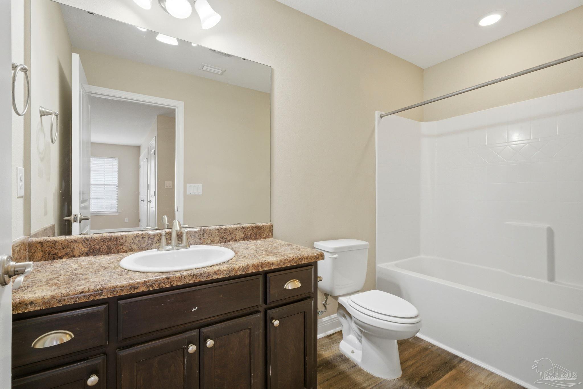 3799 Weatherstone Cir