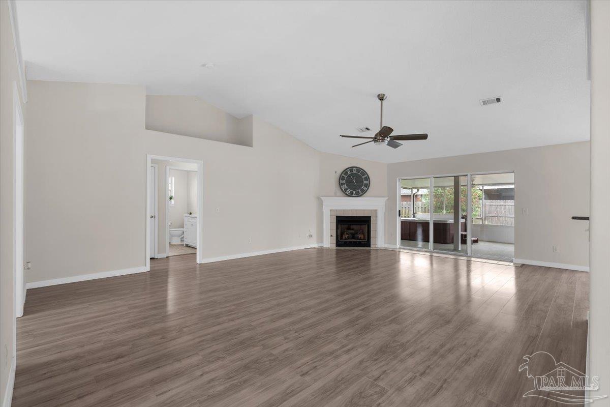 1697 Beachside Dr