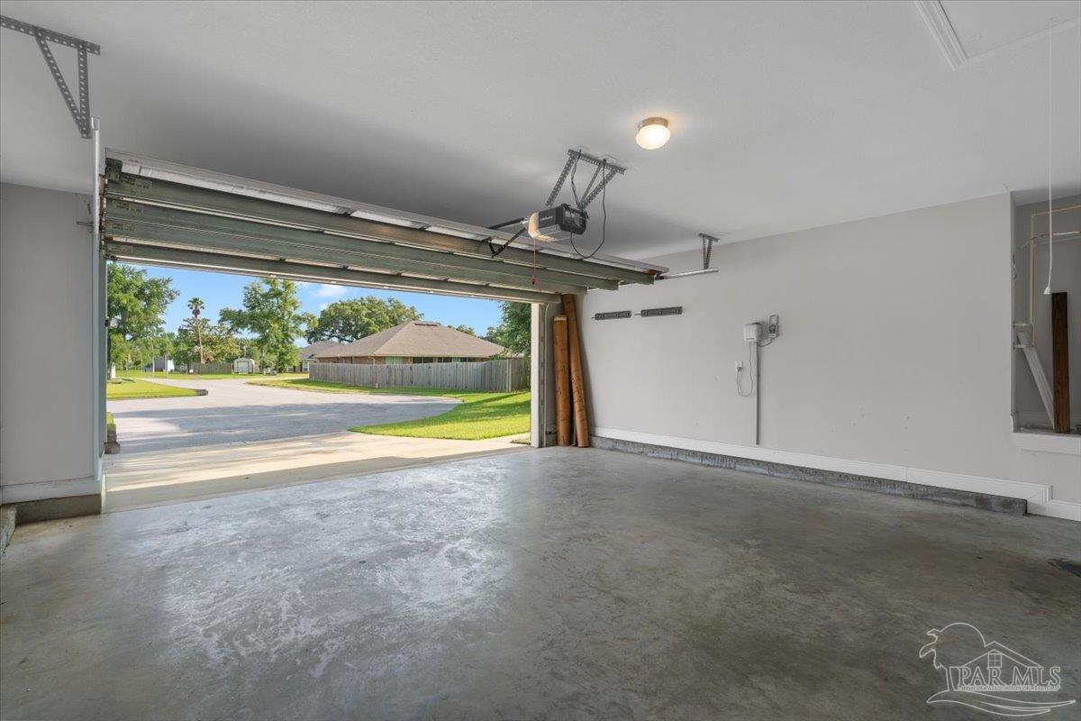 6041 Makenna Dr