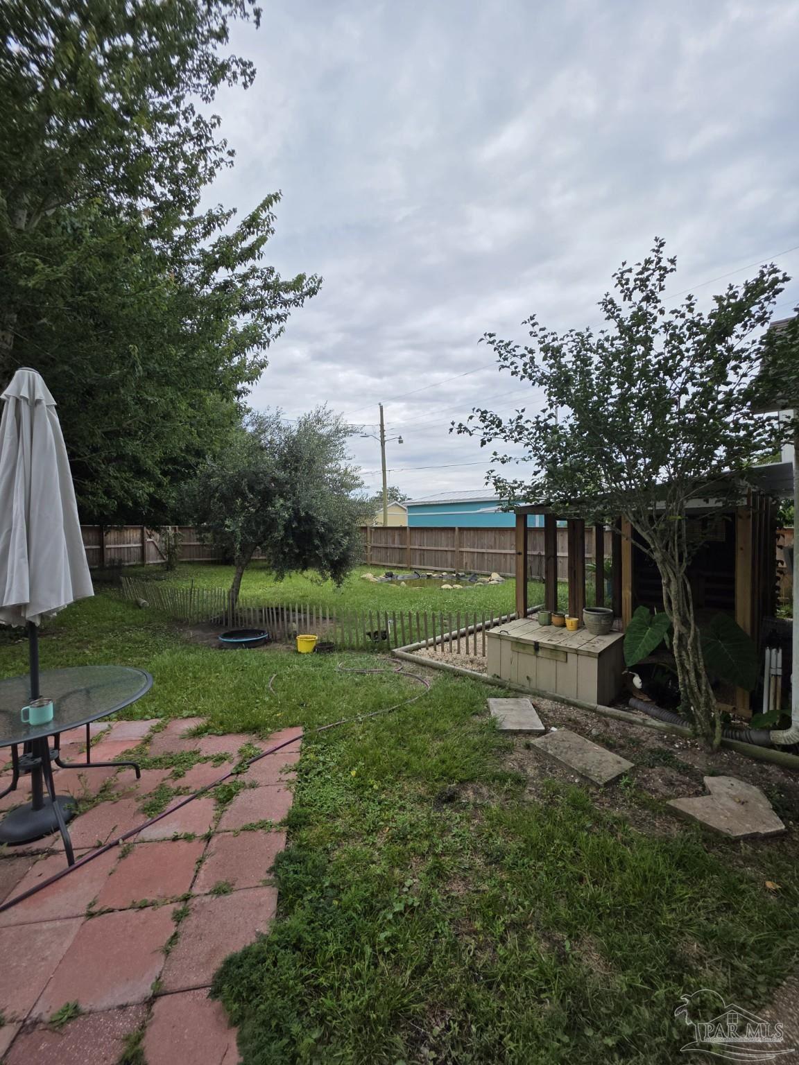 215 Berry Rd