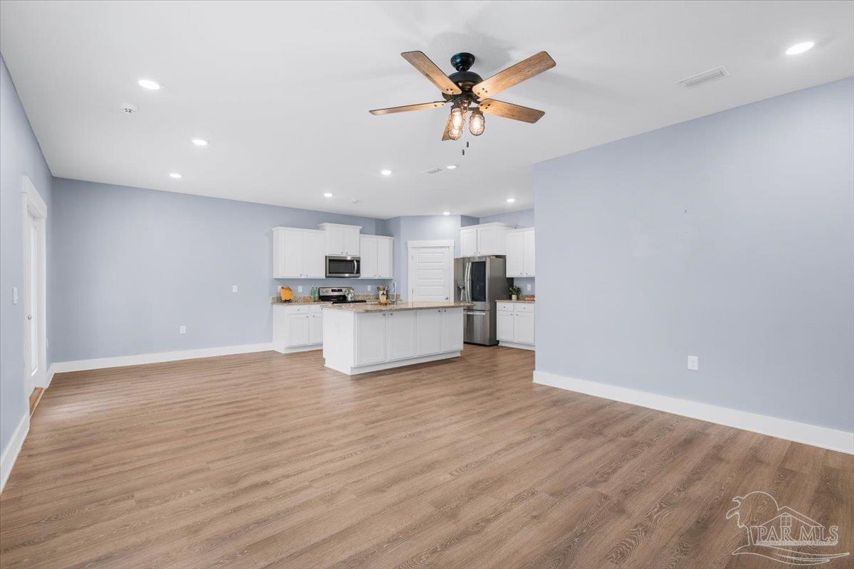 5709 Danbury Blvd
