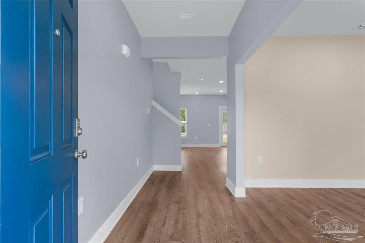 5709 Danbury Blvd