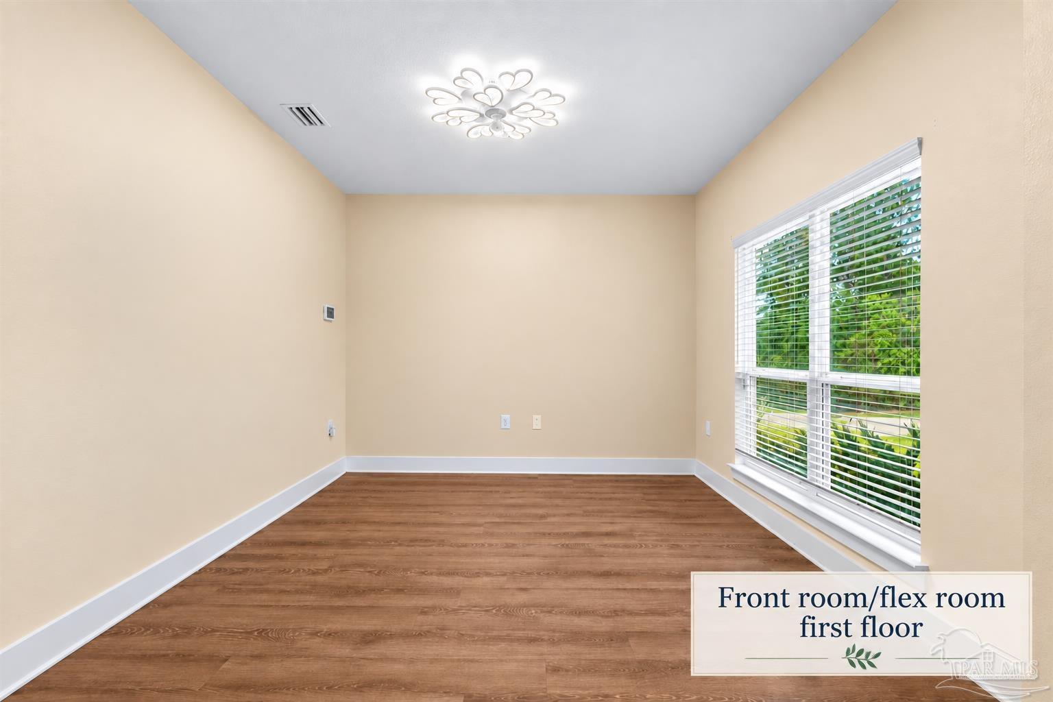 5709 Danbury Blvd