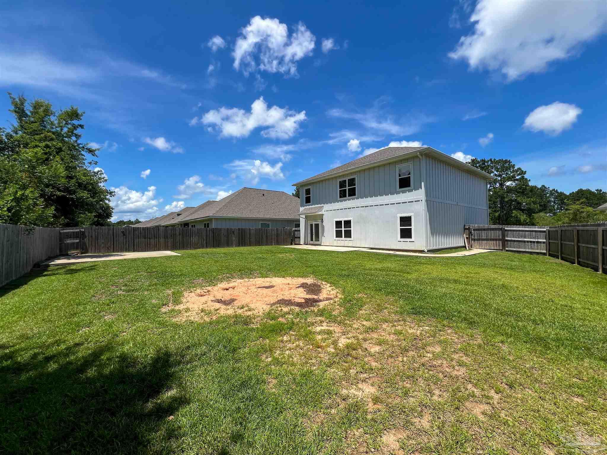 5709 Danbury Blvd