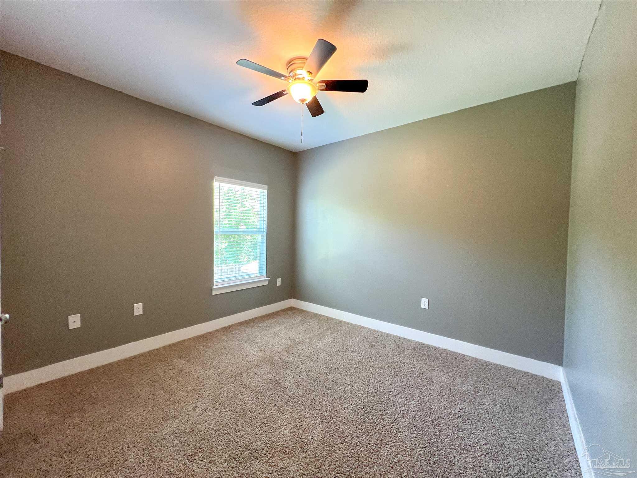 5709 Danbury Blvd