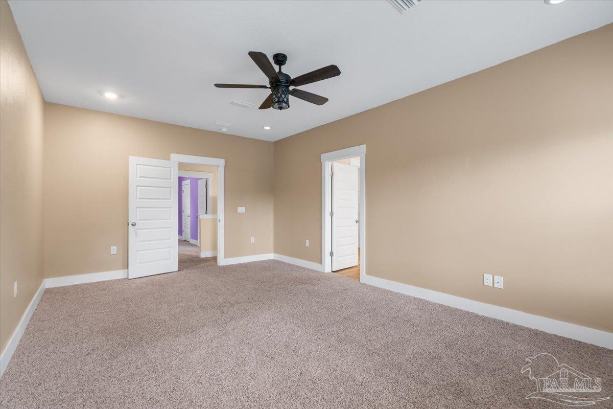 5709 Danbury Blvd
