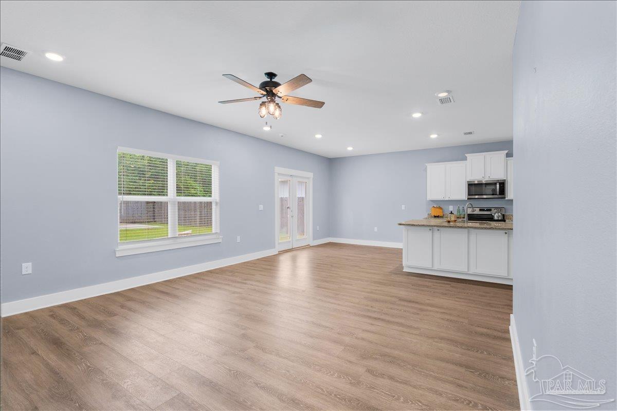 5709 Danbury Blvd