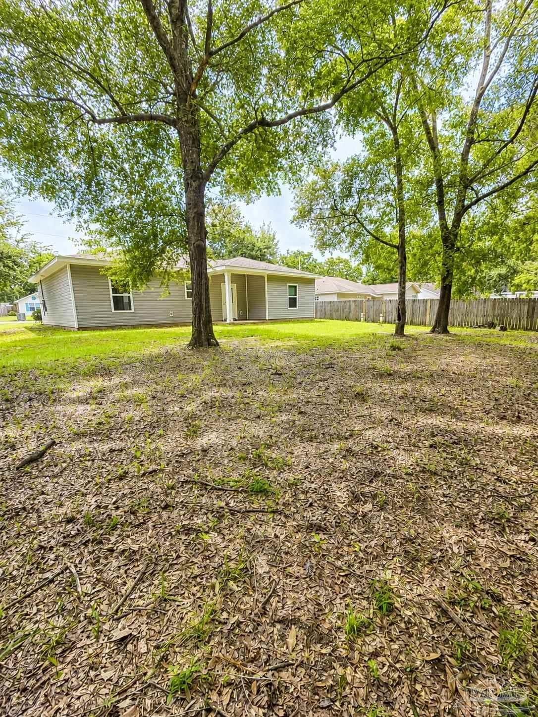 5940 Savannah Dr