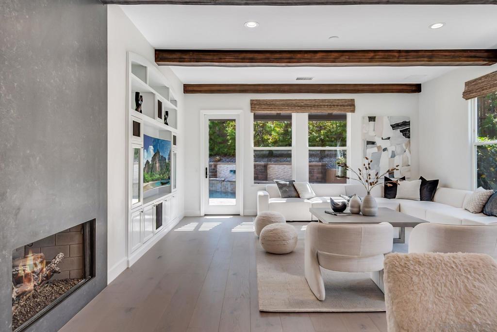 17094 Castello Circle