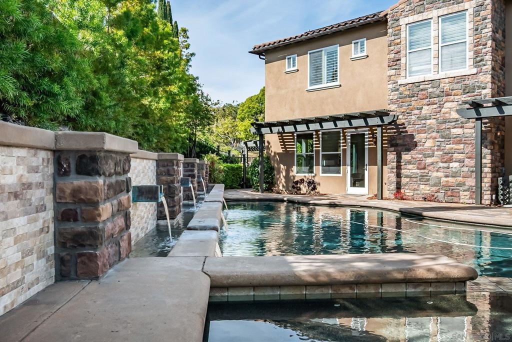 17094 Castello Circle