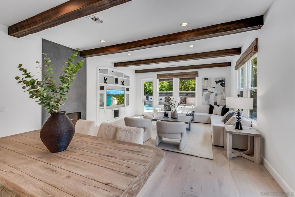 17094 Castello Circle