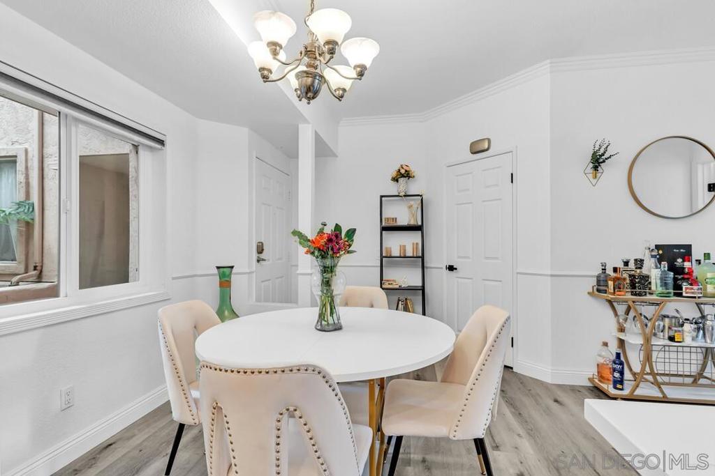 640 Camino De La Reina 1107