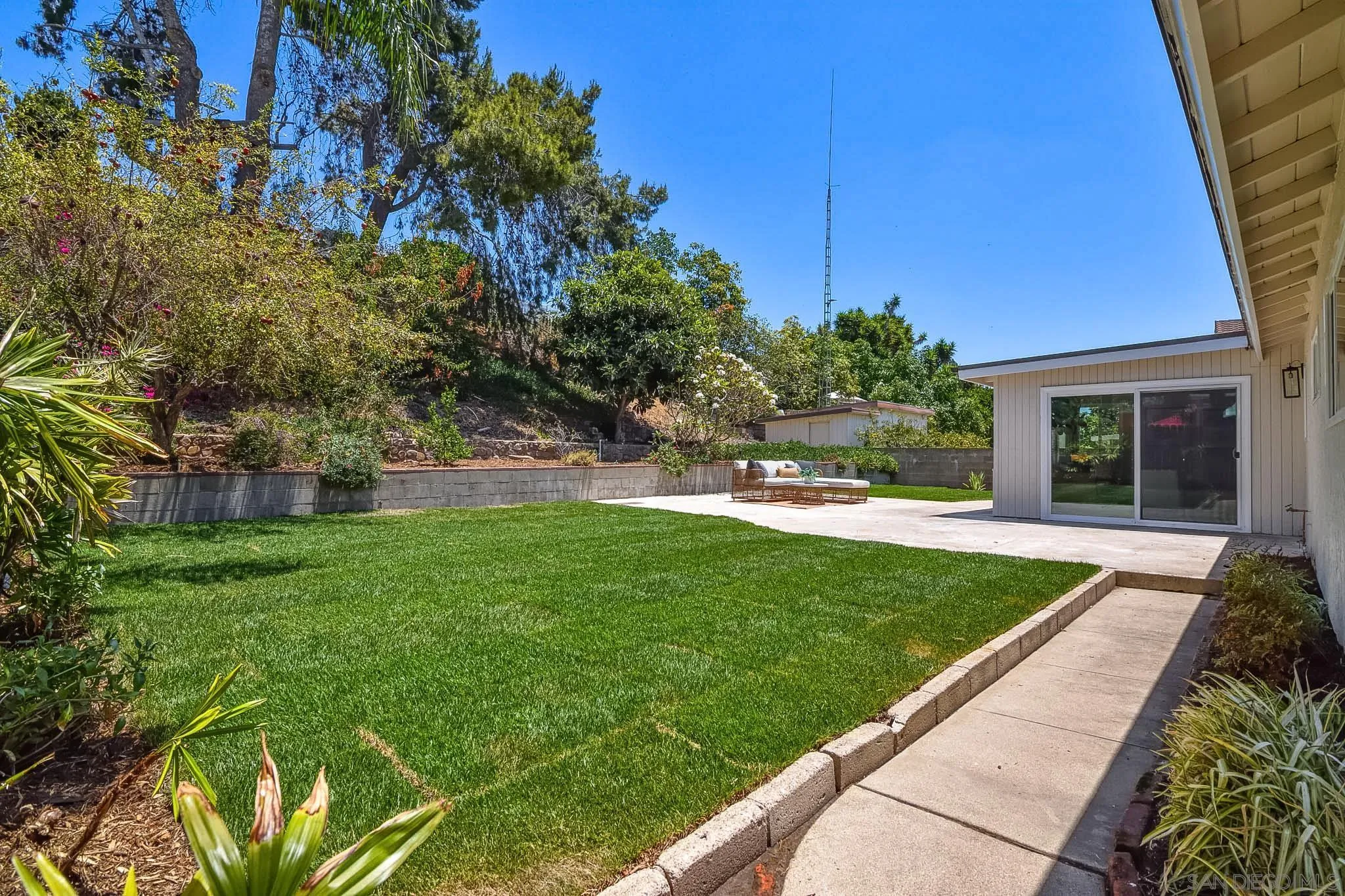 6946 Everglades Ave