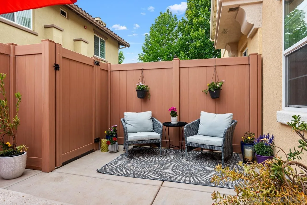 1305 Isabella Way