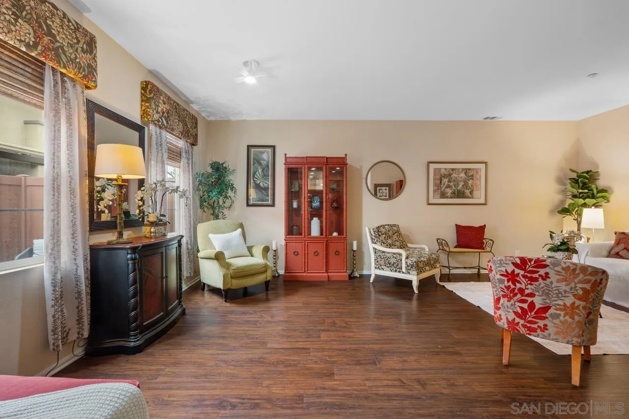 1305 Isabella Way