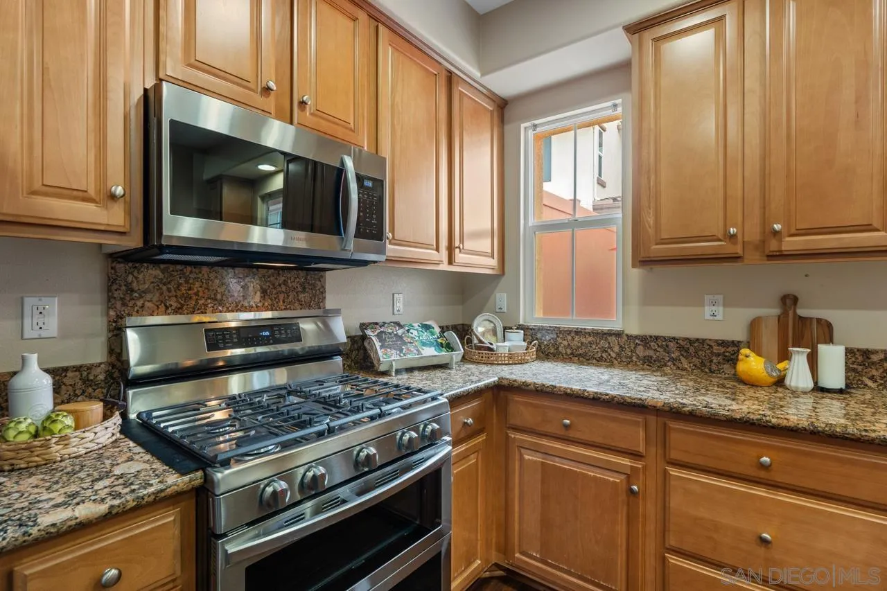 1305 Isabella Way