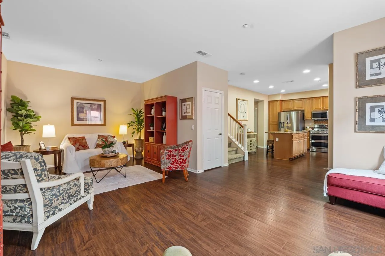 1305 Isabella Way