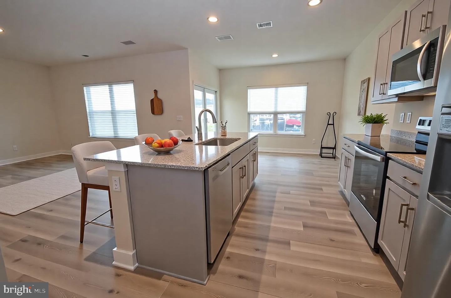 106 YUROK CT
