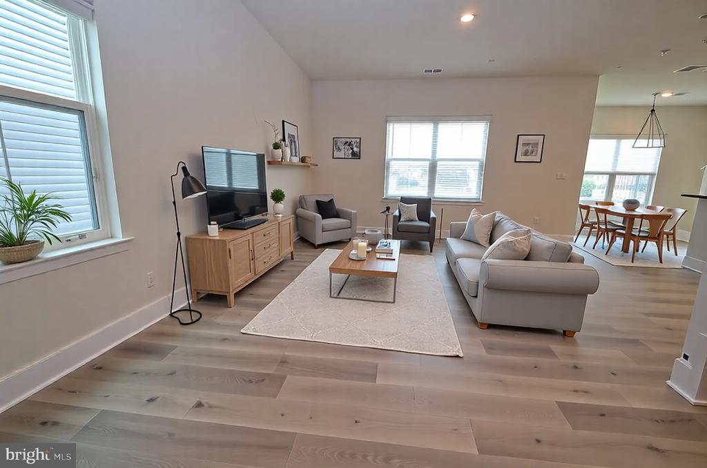 106 YUROK CT