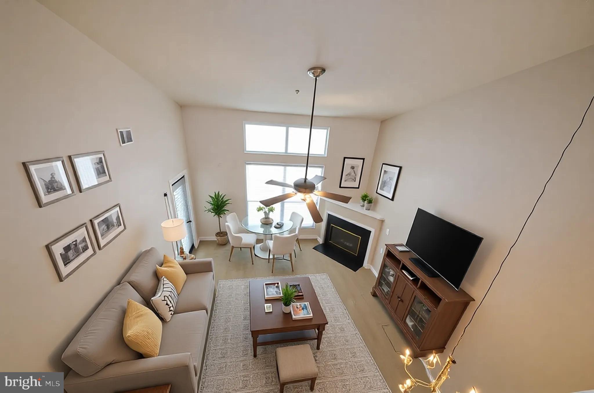 3810 Lightfoot St #404