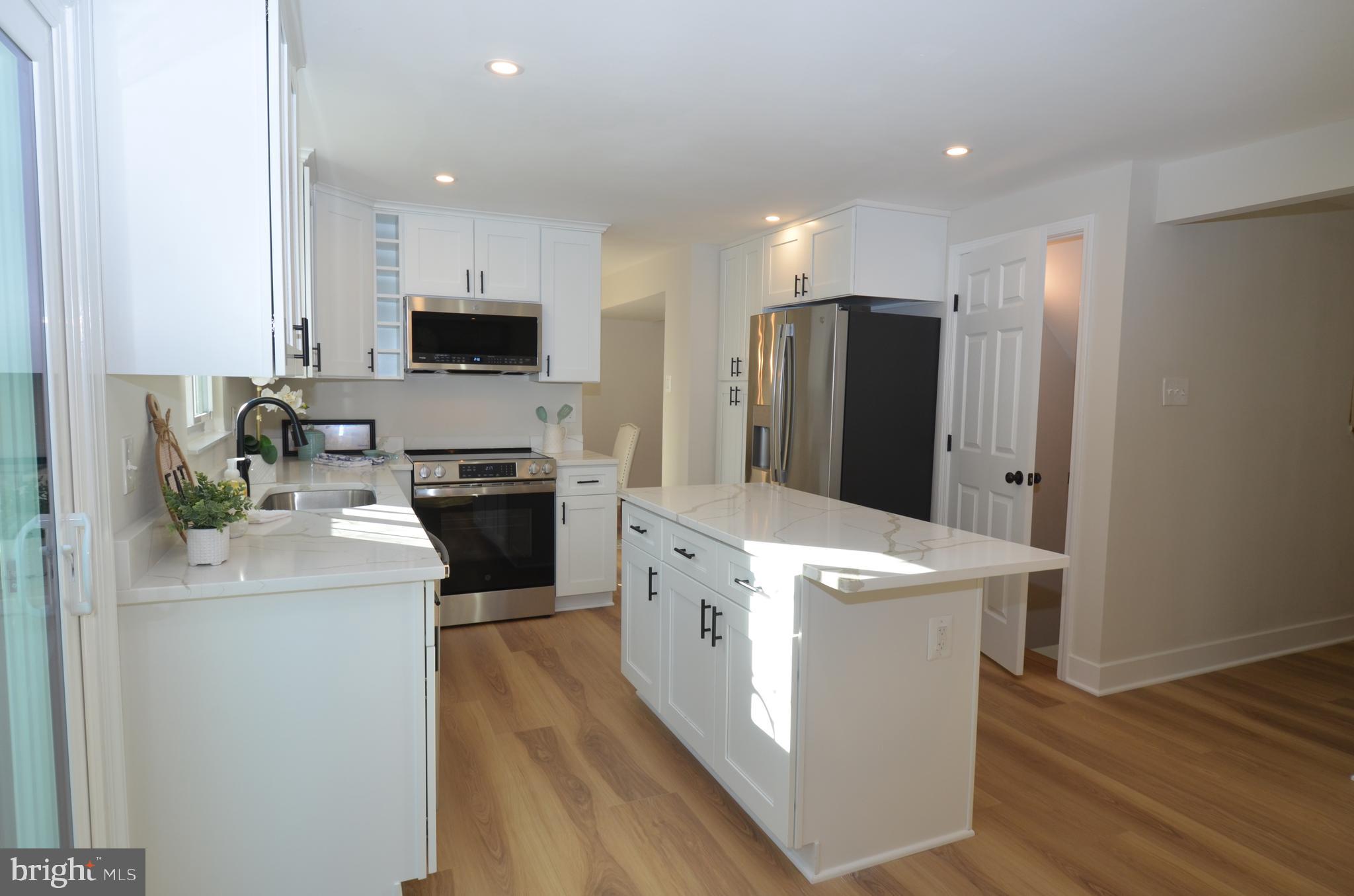 8375 MAGIC LEAF ROAD