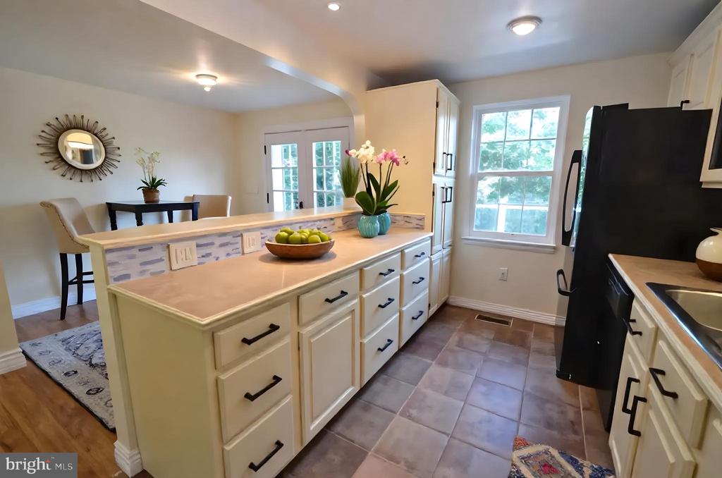 8 Bickel Ct