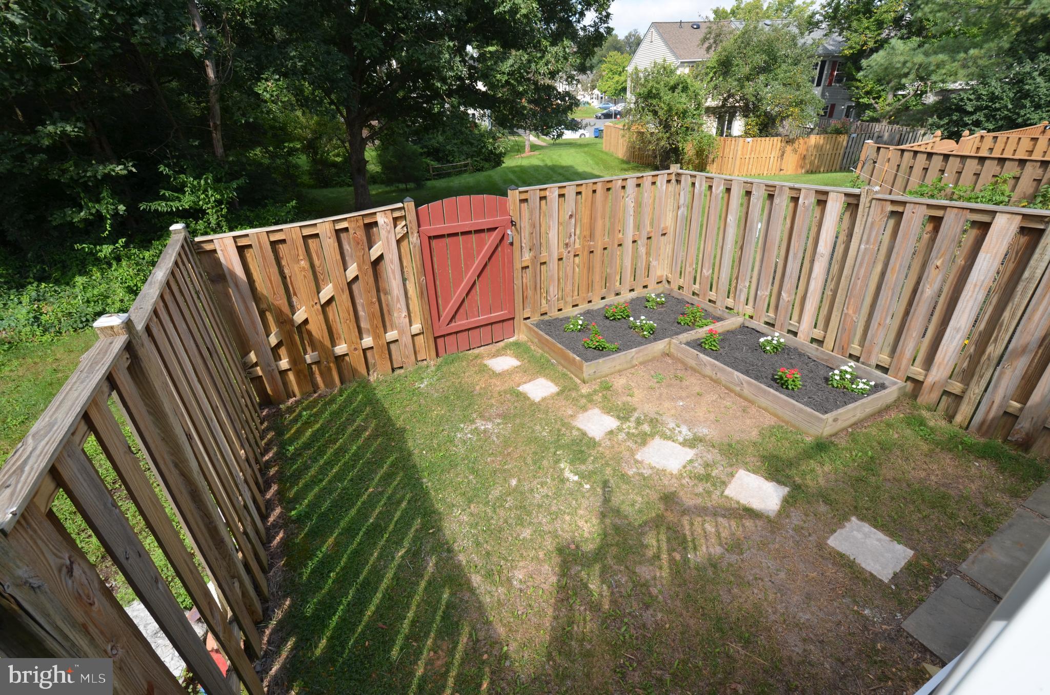 8 Bickel Ct
