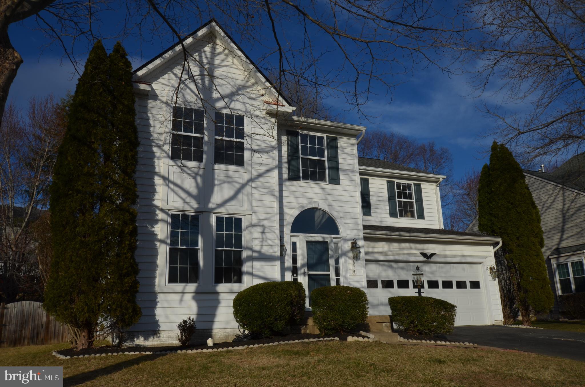 5976 Tapestry Dr