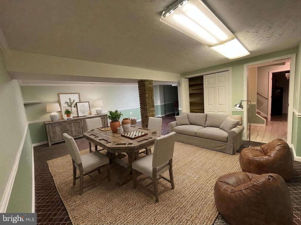 3203 RIVERVIEW DRIVE