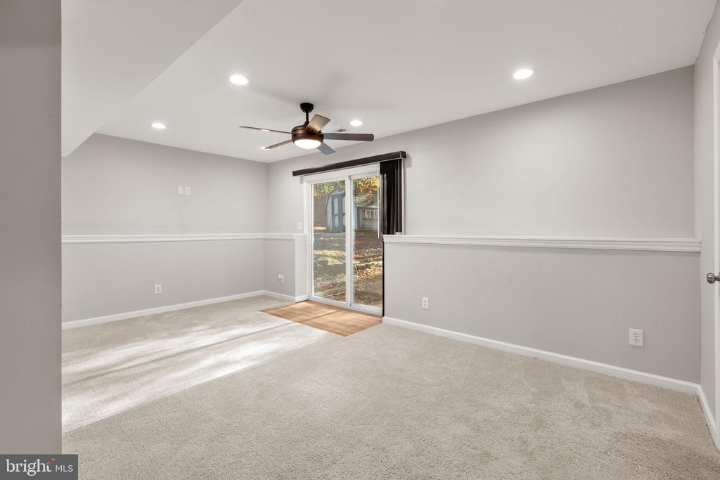 10403 DANIELS COURT
