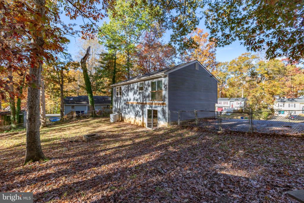 10403 DANIELS COURT