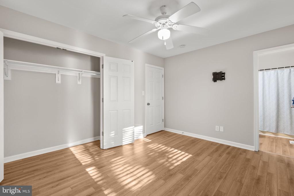 10403 DANIELS COURT