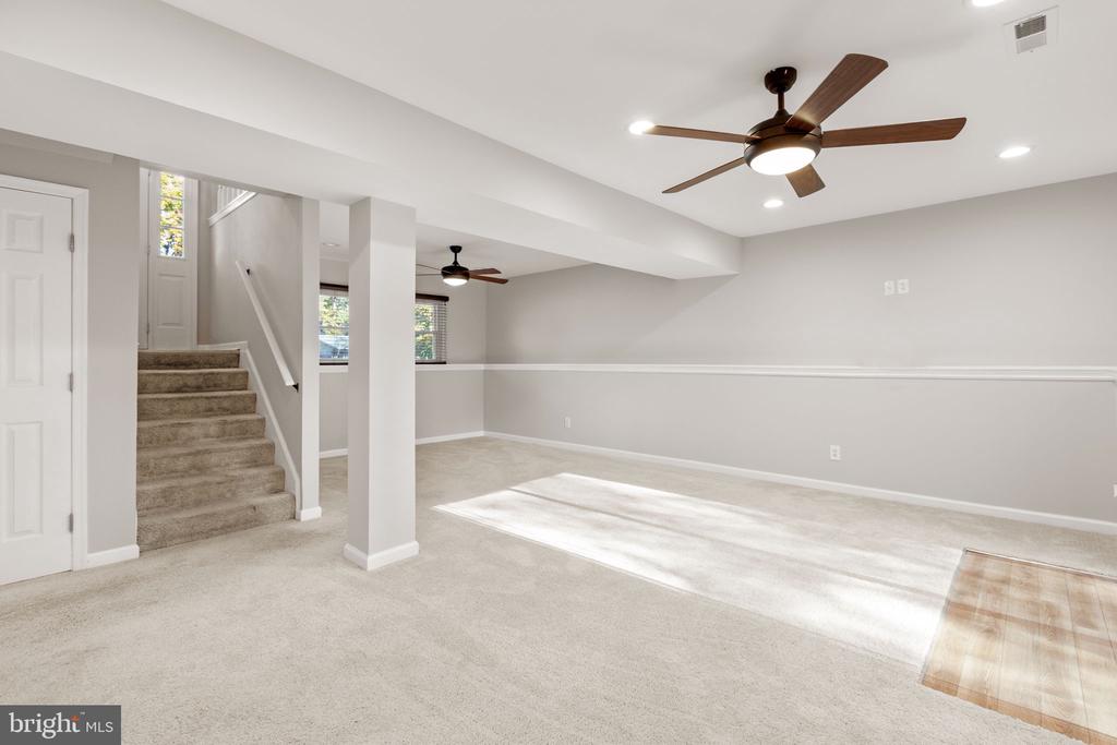 10403 DANIELS COURT