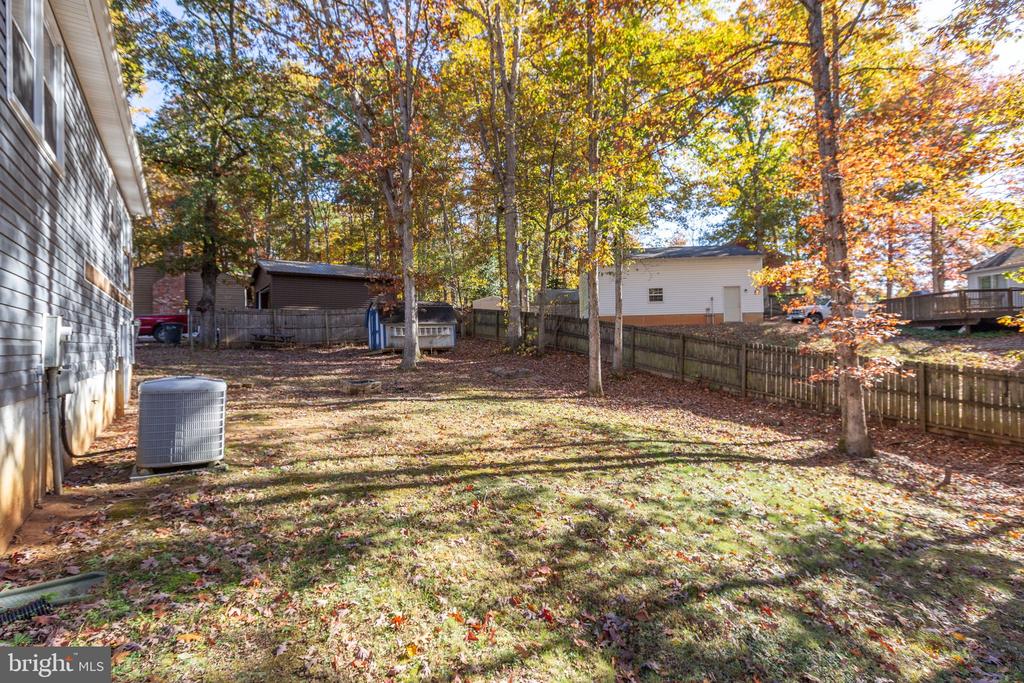 10403 DANIELS COURT