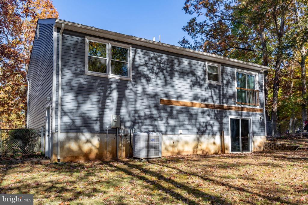 10403 DANIELS COURT
