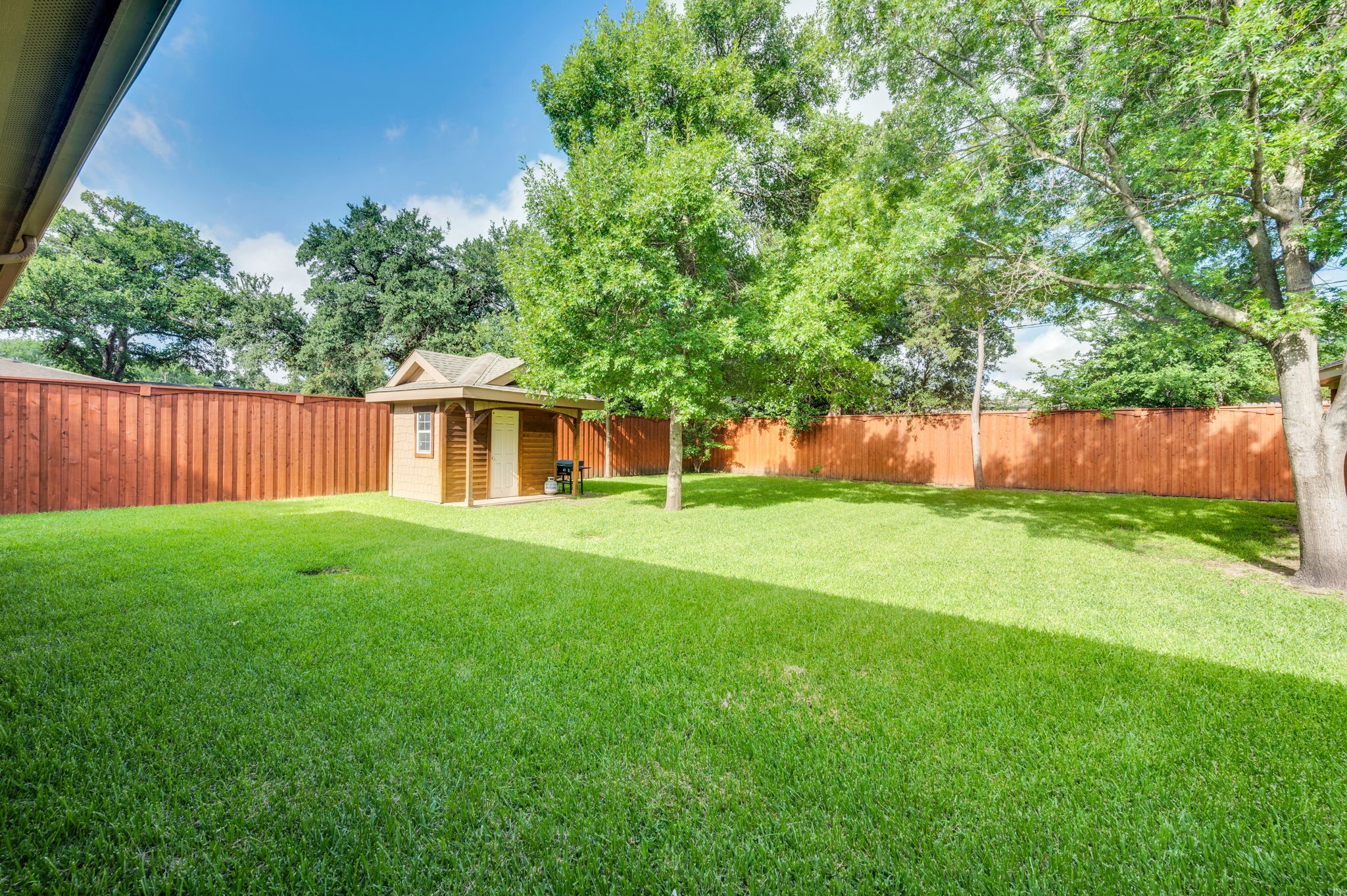 1213 N Macarthur Boulevard