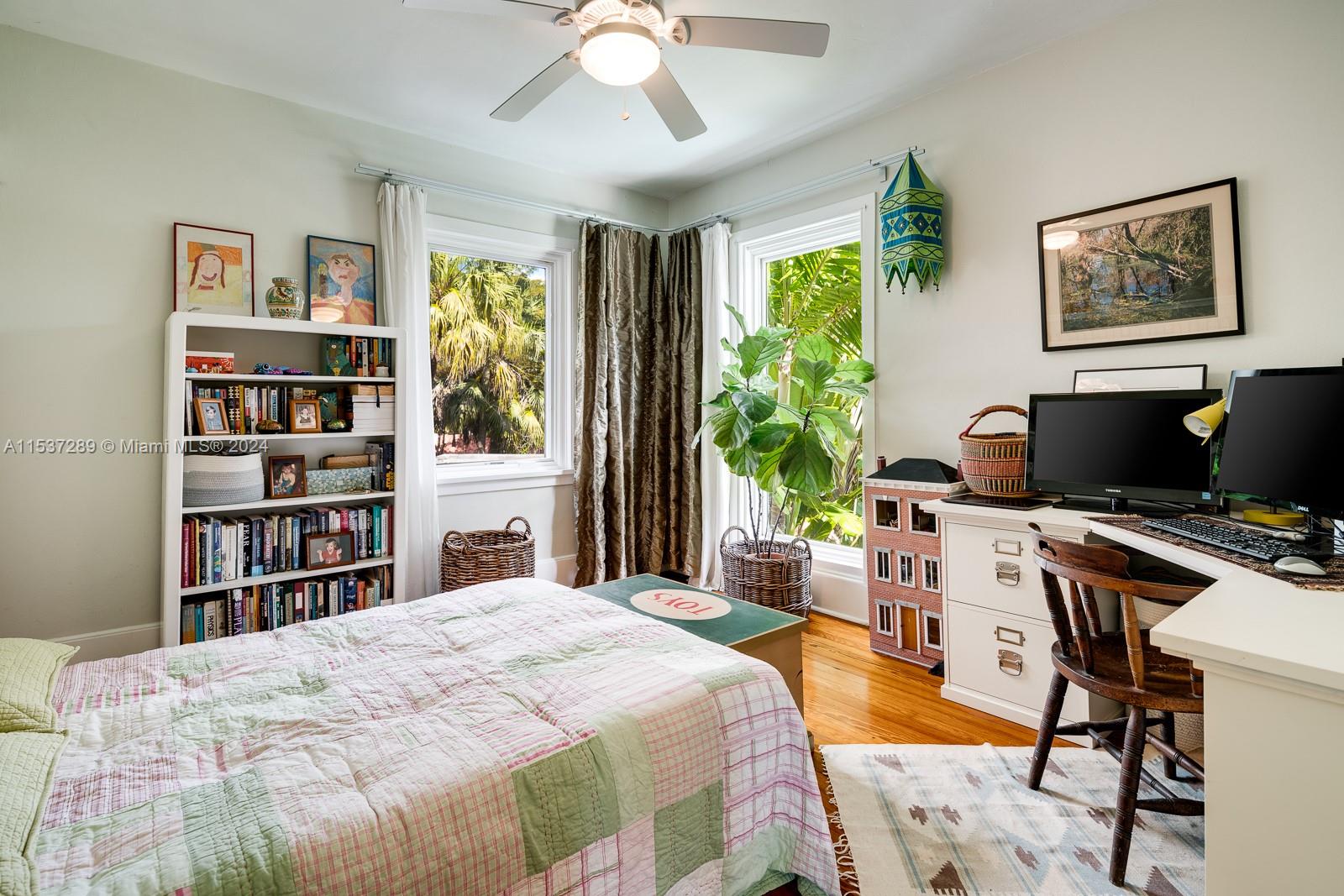 2418 Country Club Prado